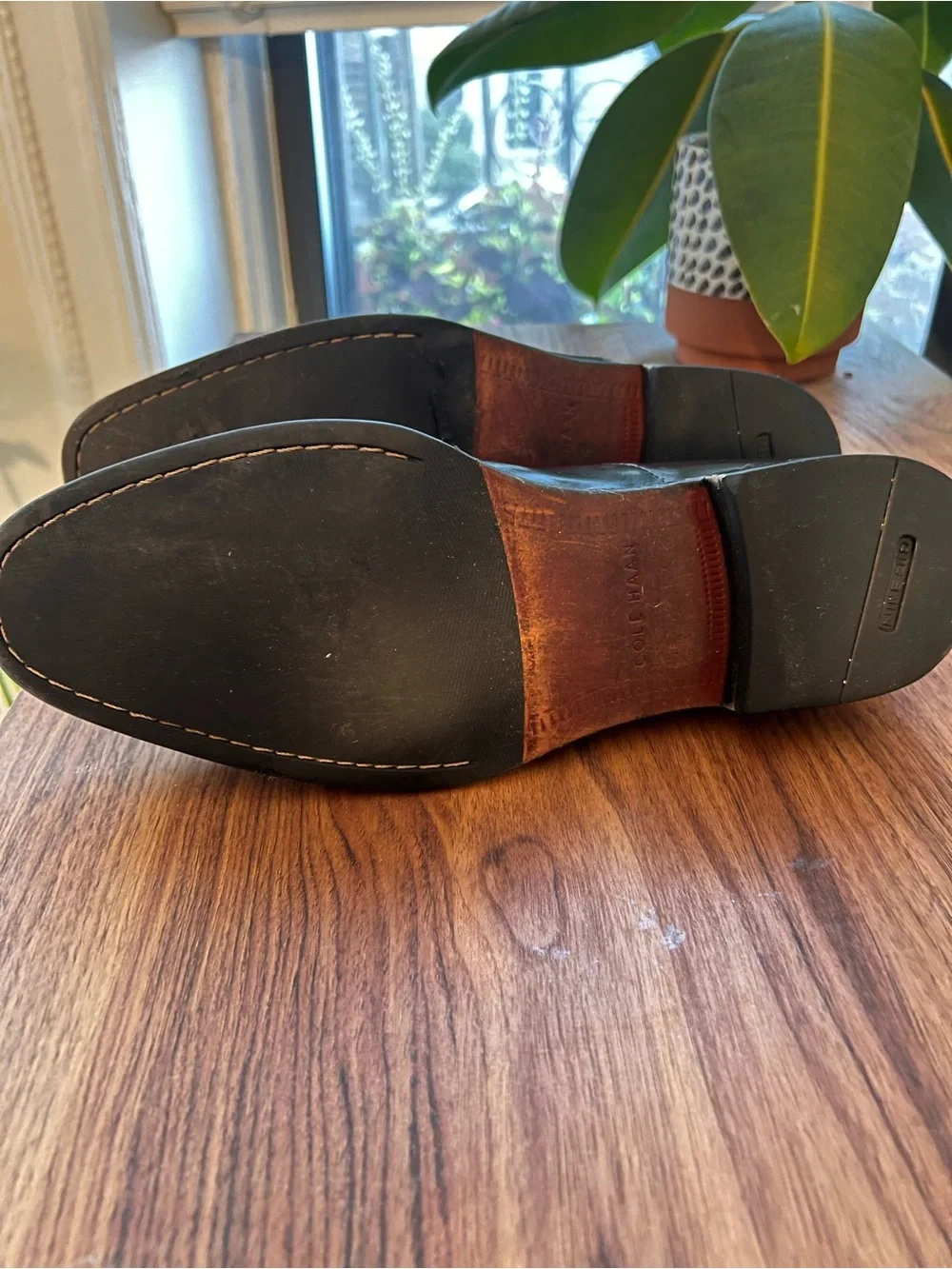 Cole Haan elegant brown